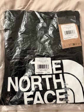 The North Face Men's Black XL Tshirt